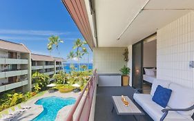 Family Getaway - Lava Room At Magic Sands Beach